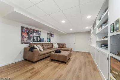 242 Laurel Court, Readington, NJ 08889 - Photo 19