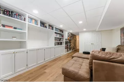 242 Laurel Court, Readington, NJ 08889 - Photo 21