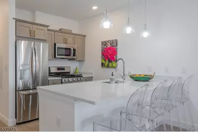 1026 Stuyvesant Ave #408, Union Township, NJ 07083 - Photo 5