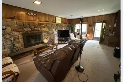330 W Baldwin St, Hackettstown, NJ 07840 - Photo 5