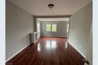 8 Treacy Ave, Newark, NJ 07108 - Photo 3
