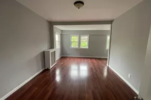 8 Treacy Ave, Newark, NJ 07108 - Photo 3