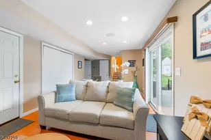 93 Randolph Ave, Randolph Township, NJ 07869 - Photo 13
