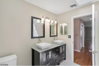33 Cedarwood Ter., Woodland Park, NJ 07424 - Photo 23