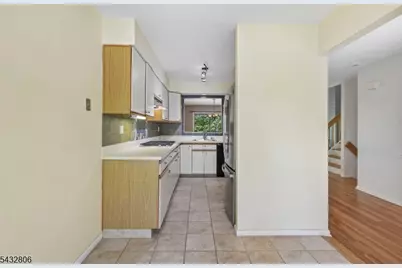 33 Cedarwood Ter., Woodland Park, NJ 07424 - Photo 11