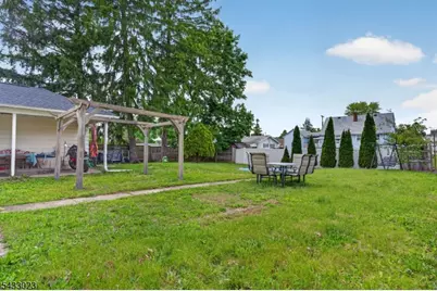 515 Lynda Rd, Lopatcong Township, NJ 08865 - Photo 15