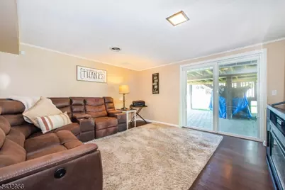 3 Knoll Rd, Fairfield, NJ 07004 - Photo 25