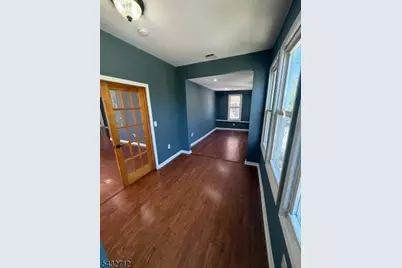 166 Renner Ave #2, Newark, NJ 07112 - Photo 27