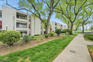 456 D River Rd, Nutley Twp., NJ 07110 - Photo 13
