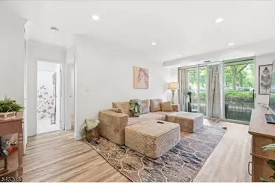 456D River Rd, Nutley, NJ 07110 - Photo 1