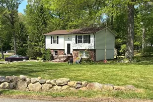 19 Circle Dr, West Milford, NJ 07438 - Photo 3