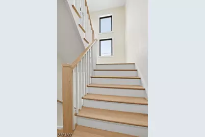 281 Maple St Unit #2, Kearny, NJ 07032 - Photo 3