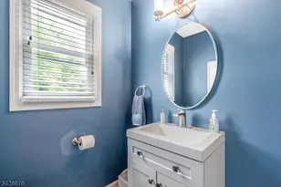 11 Manchester Dr, Hanover Township, NJ 07981 - Photo 25