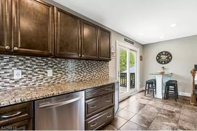 11 Manchester Dr, Hanover Township, NJ 07981 - Photo 21