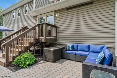 11 Manchester Dr, Hanover Township, NJ 07981 - Photo 19