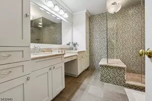 32 Kent Dr, Roseland, NJ 07068 - Photo 17