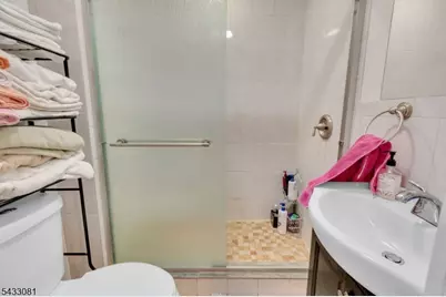 269 18th Ave, Paterson, NJ 07504 - Photo 15