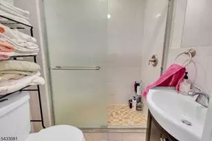269 18th Ave, Paterson, NJ 07504 - Photo 15