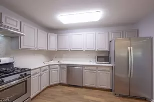 50 Pine St, Montclair, NJ 07042 - Photo 3