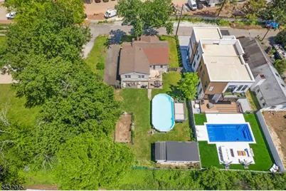 15 Volker Ln, Livingston, NJ 07039 - Photo 15