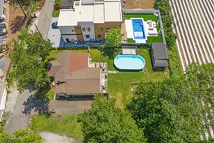 15 Volker Ln, Livingston, NJ 07039 - Photo 17