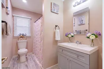 74 Armstrong Ave, Wayne, NJ 07470 - Photo 11