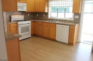 88-A W Hanover Ave, Morris Township, NJ 07950 - Photo 7