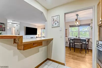 300 Claremont Ave #C2, Verona, NJ 07044 - Photo 7