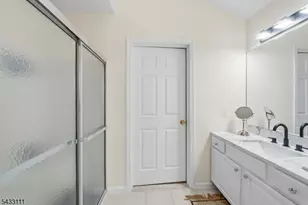 10 Julie Ct, Franklin Township, NJ 08873 - Photo 31