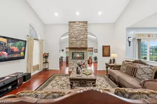 10 Julie Ct, Franklin Township, NJ 08873 - Photo 19