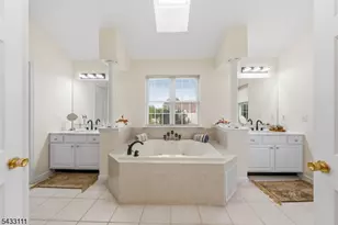 10 Julie Ct, Franklin Township, NJ 08873 - Photo 29
