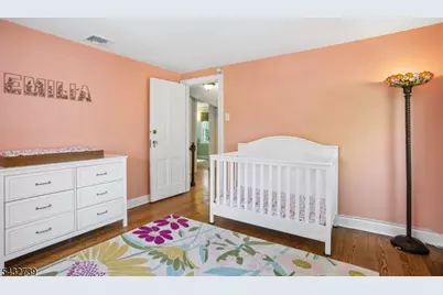 30 Sherbrooke Pkwy, Livingston, NJ 07039 - Photo 11