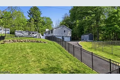 66 Ridgeway Ave, Hope Township, NJ 07825 - Photo 29