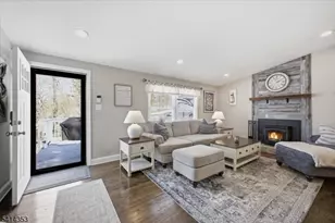 66 Ridgeway Ave, Hope Township, NJ 07825 - Photo 3