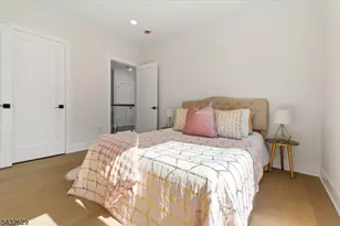 29 Sycamore Ave, Livingston, NJ 07039 - Photo 33