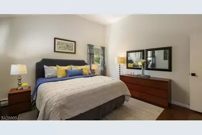 47 Miliken Rd, Woodbridge Township, NJ 07067 - Photo 15