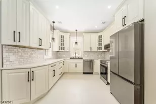 1049 Broad St, Harmony Township, NJ 08865 - Photo 7