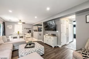 9 Fox Chase Rd, Jefferson Township, NJ 07438 - Photo 21