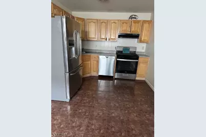 105 Ritorto Ct, Union Township, NJ 07083 - Photo 3