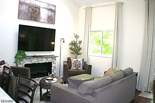4 Augusta Dr, Vernon, NJ 07462 - Photo 15