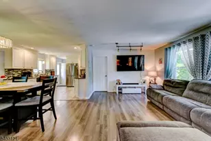 77 Marion Ave, Butler, NJ 07405 - Photo 9