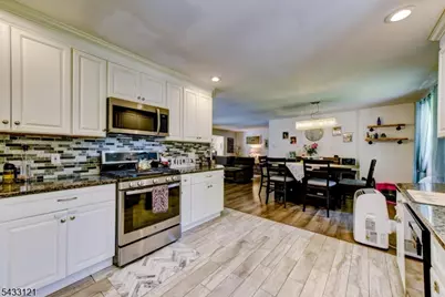 77 Marion Ave, Butler, NJ 07405 - Photo 23