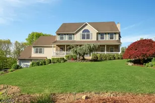 8 Buena Vista Dr, Ringwood, NJ 07456 - Photo 1