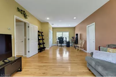 8 Buena Vista Dr, Ringwood, NJ 07456 - Photo 25