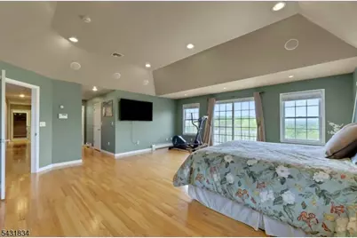 8 Buena Vista Dr, Ringwood, NJ 07456 - Photo 27