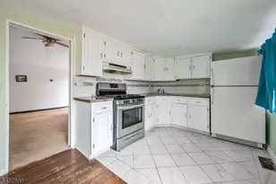 114 McGregor Ave, Mount Arlington, NJ 07856 - Photo 7