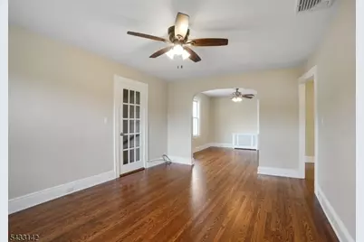 23 2nd Ave, Hawthorne, NJ 07506 - Photo 17