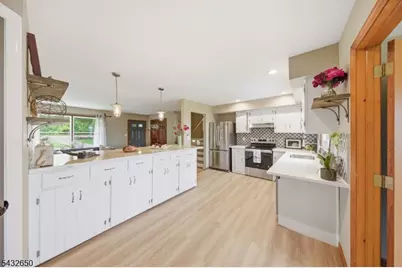 3 Lew May Dr, Andover Township, NJ 07860 - Photo 9