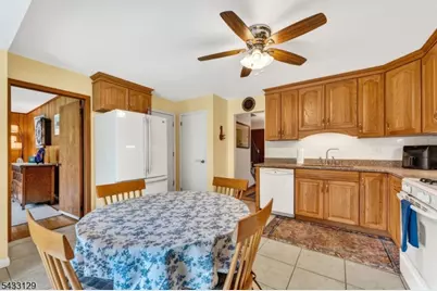 27 Tall Cedar Ct, Montgomery Township, NJ 08502 - Photo 13