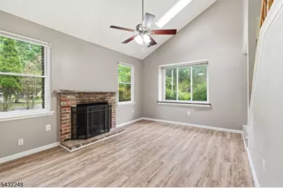38 Cherrywood Dr, Franklin Township, NJ 08873 - Photo 3